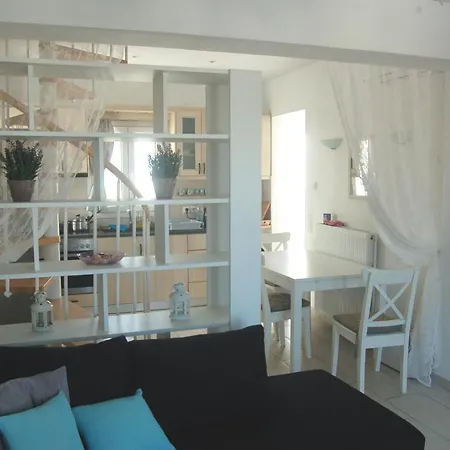 Sea Paradise Villas - Seaside & Private Jacuzzi Oia Exterior photo