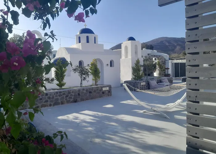 Sea Paradise Villas - Seaside & Private Jacuzzi