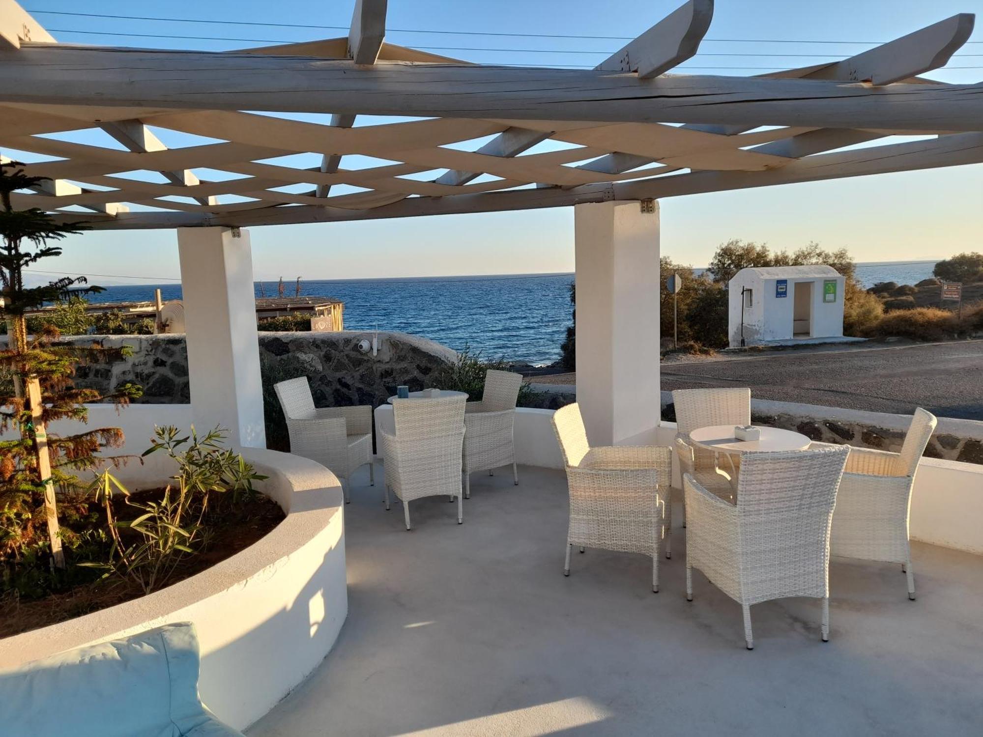 Sea Paradise - Seaside & Private Jacuzzi Oía